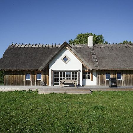 Villa Bumba Liigalaskma Exterior foto